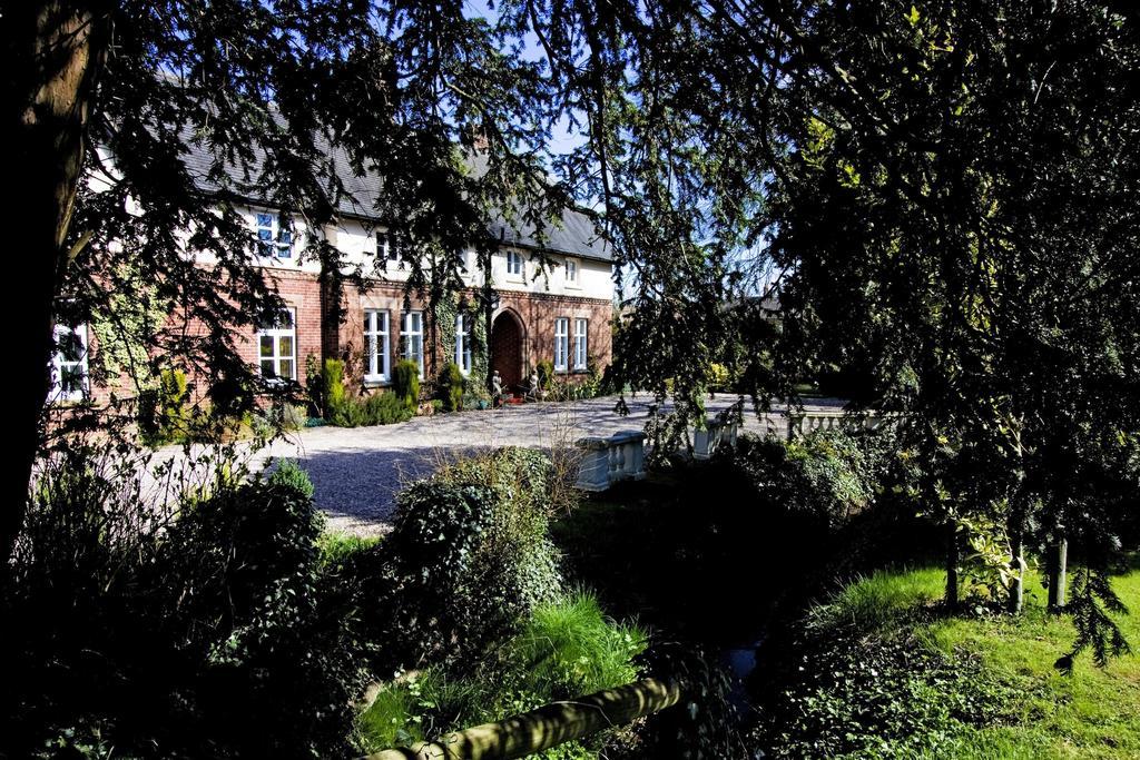 Heywood Hall Denstone ภายนอก รูปภาพ
